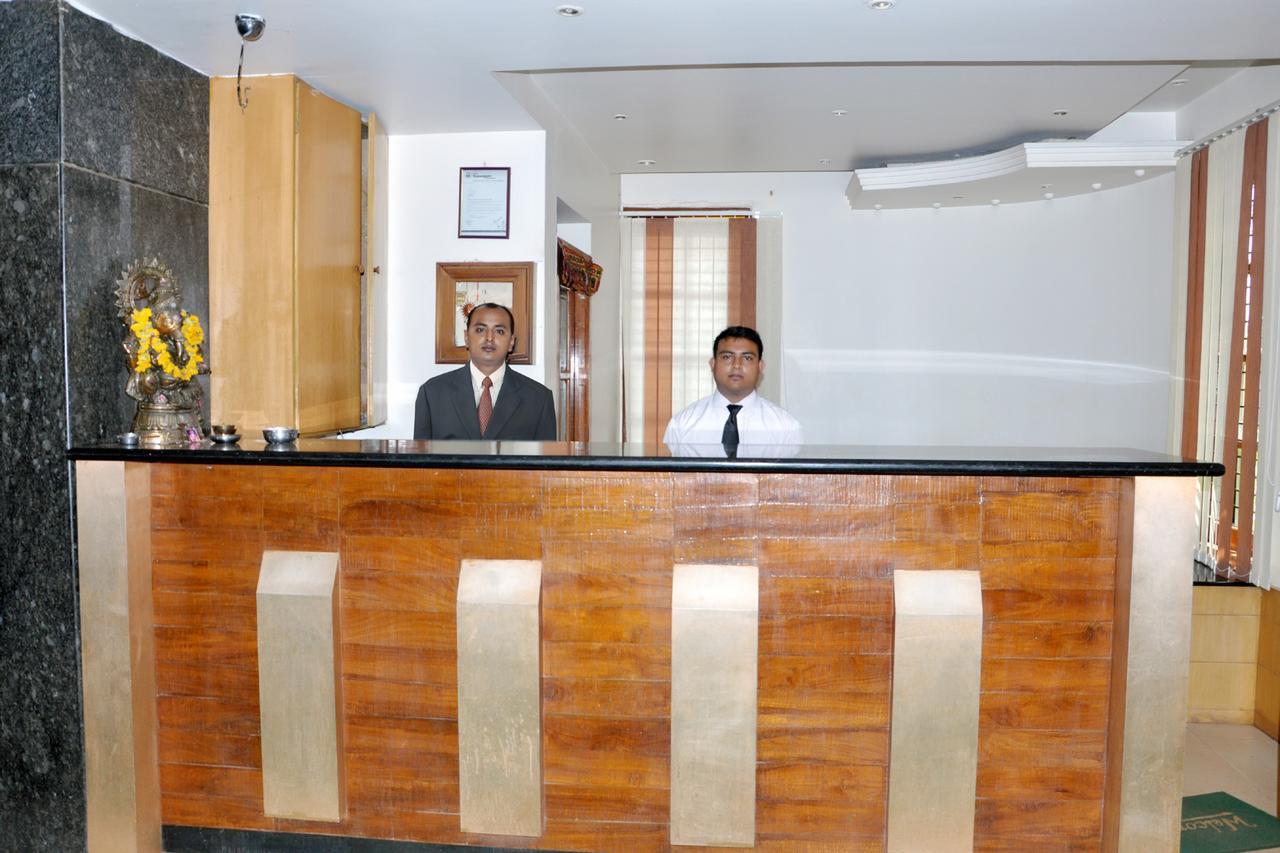 Hotel Rajsangam International Badami Eksteriør billede