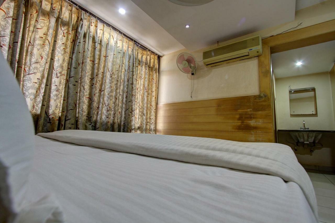 Hotel Rajsangam International Badami Eksteriør billede